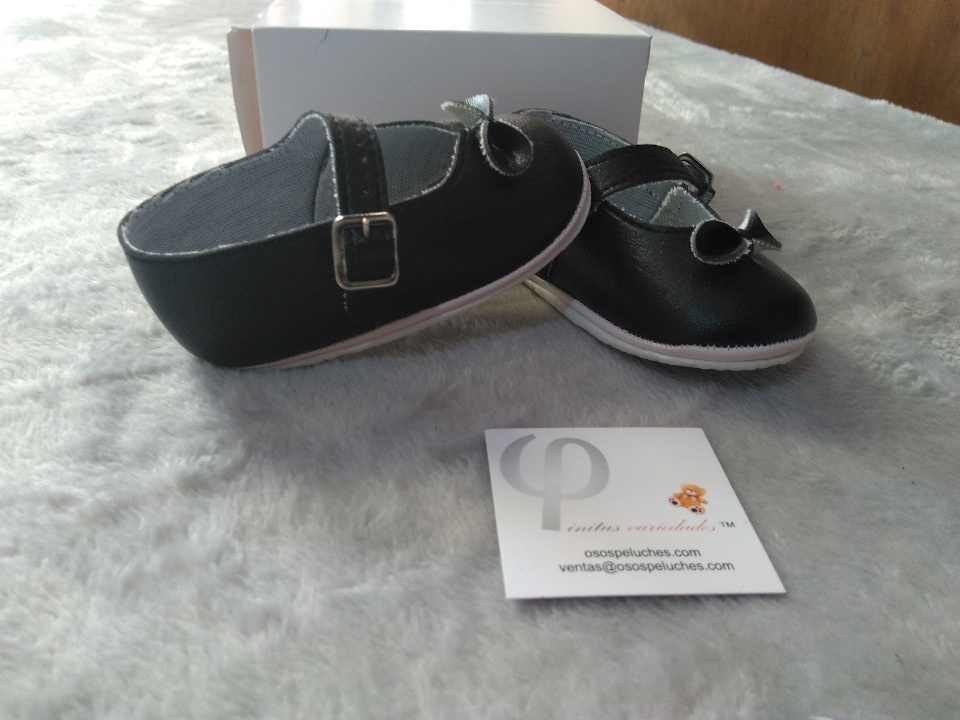 Imagen de Zapatitos para bebe negros niñas de gancho mod35 numero 1
