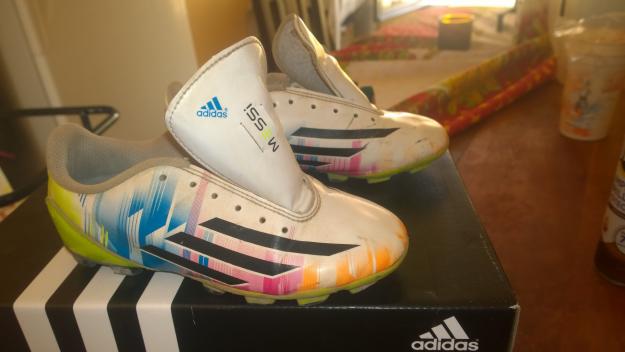 Imagen de botines adidas niÃ±o