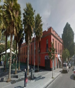 Imagen de REMATE  Se Vende Edificio como Terreno  Republica de Peru  Col Centro