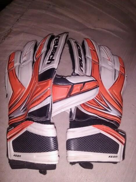 Imagen de Vendo guantes de arquero numero 0