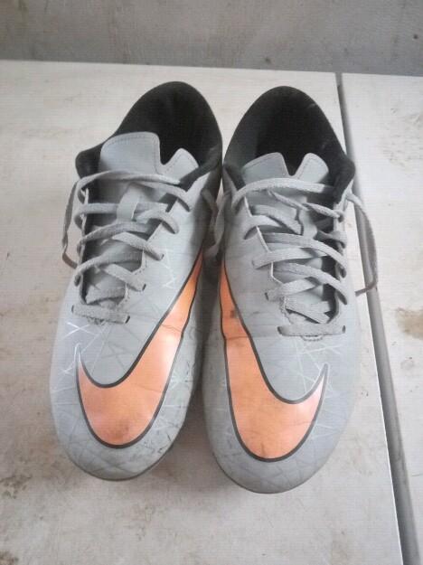 Imagen de Botines hypervenom