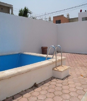 Imagen de CASAS EN RENTA DESDE 6000 de 3 hab con piscina