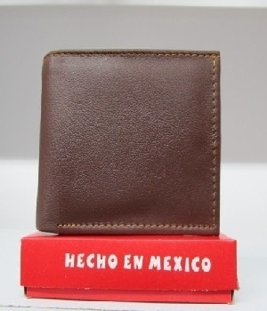 Imagen de Cartera de hombre sencilla cafe oscura de piel