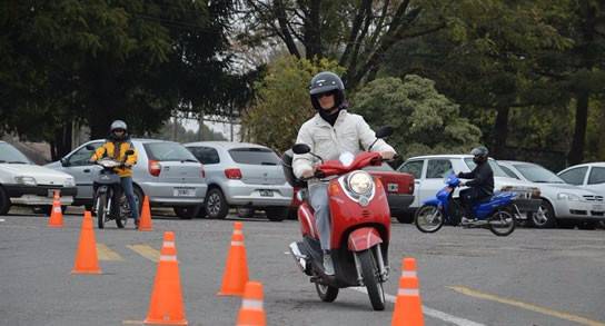 Imagen de Clases de manejo en moto en culiacan numero 4