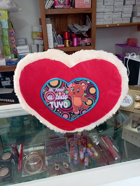 Imagen de Corazon de peluche 30 cms Mi amor es todo tuyo numero 1