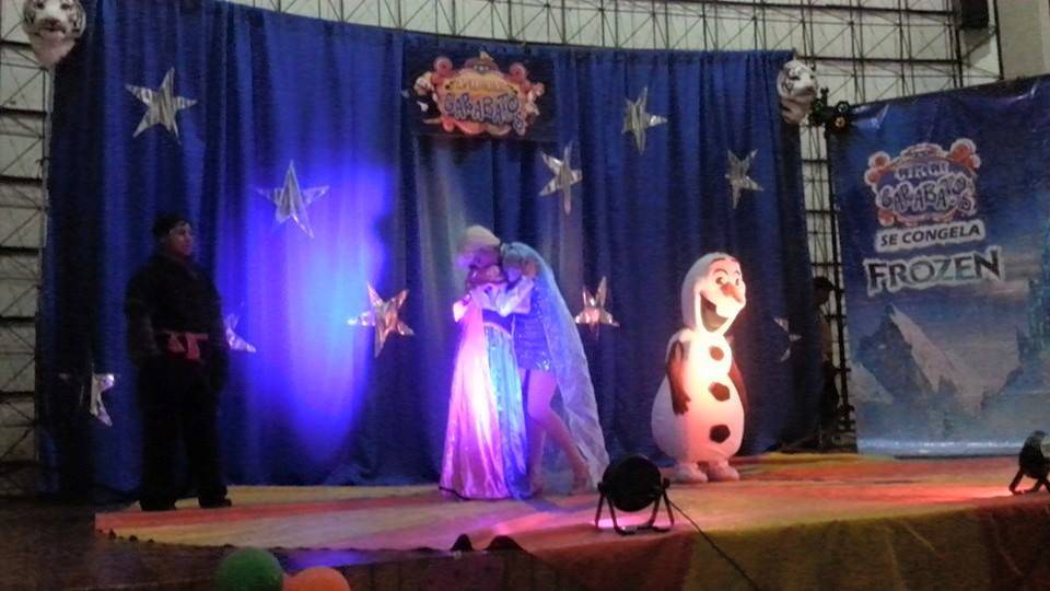 Imagen de FUNCION DE CIRCO FROZEN EN TU FIESTA numero 1