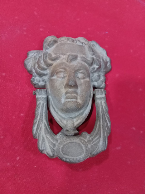 Imagen de Llamador de puerta estilo antiguo 18 x 14 cm numero 1