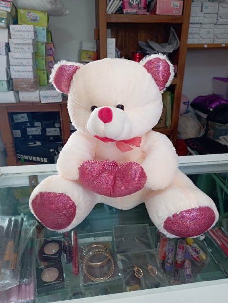 Imagen de Osito de peluche con corazon 30 cms estandar numero 2