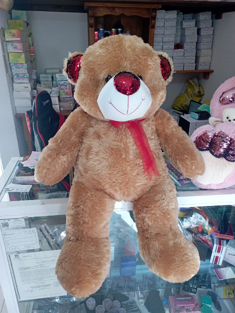 Imagen de Oso de peluche gigante café nariz lentejuelas 90 cm numero 2