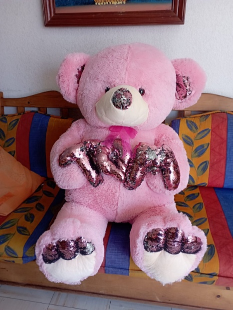 Imagen de Oso de peluche gigante color rosa TQM lentejuelas 120 cms doble ancho numero 2