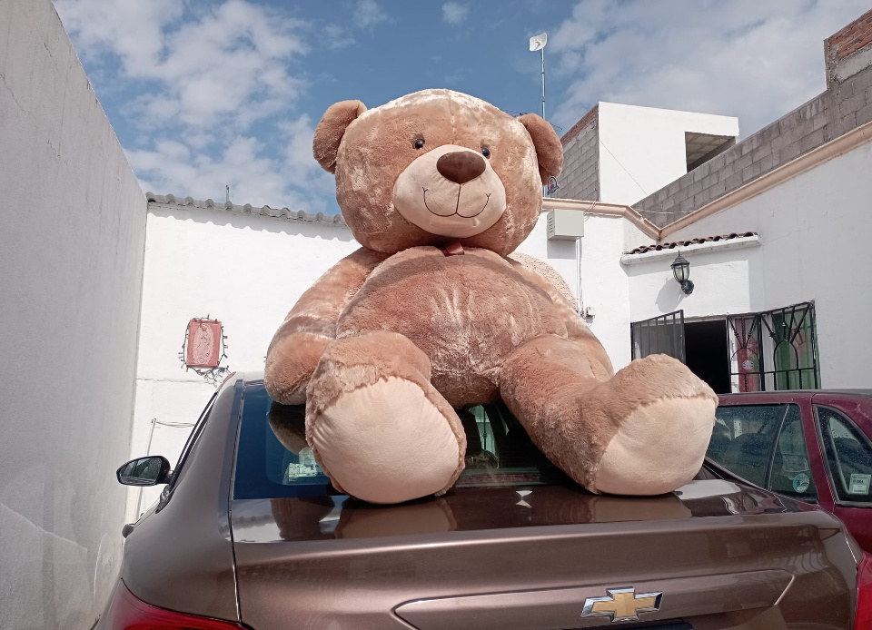 Imagen de Oso de peluche mega gigante 1.80 Fredy importacion numero 6