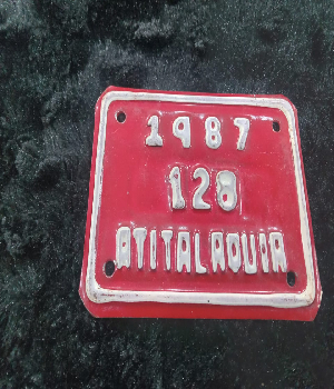 Imagen de Placa viejita de Bicileta Atitalaquia Hgo 1987 num 128 10 x 7 cm