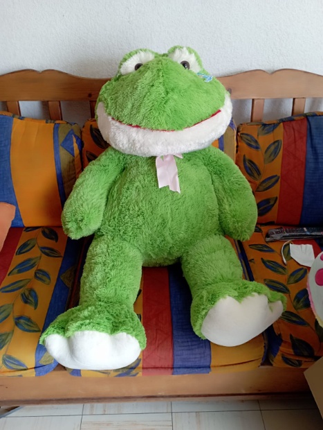 Imagen de Rana de peluche gigante 105 cms  numero 0