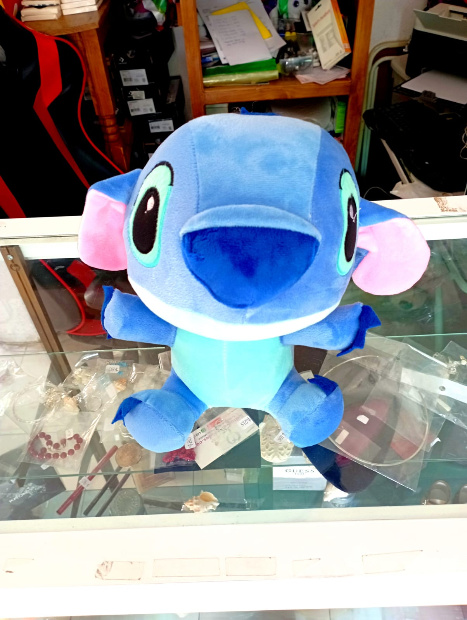 Imagen de Stitch de peluche cute de 30 cm