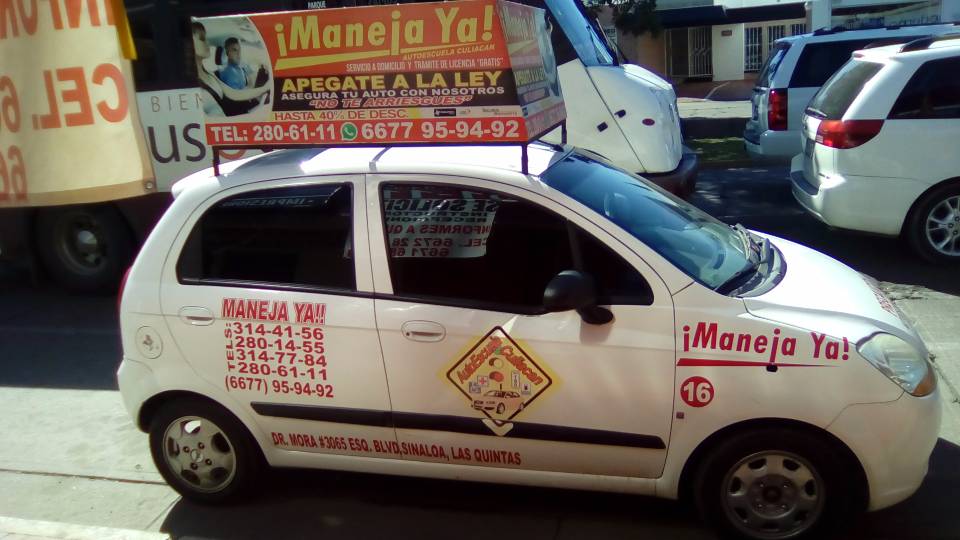 Imagen de contrata hoy tu curso de manejo en autoescuela de manejo culiacan numero 7